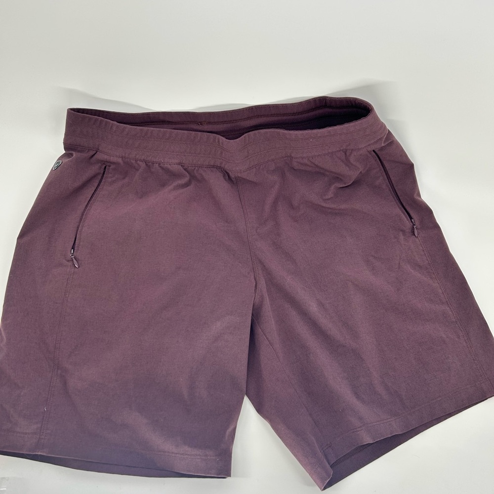 Men's Kuhl kruiser 8” large Purple burgundy Shorts